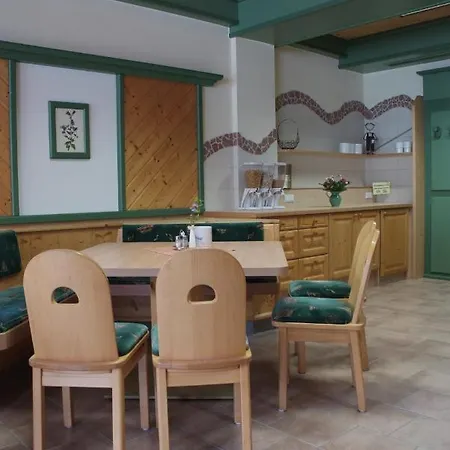 Gastehaus Lackner *